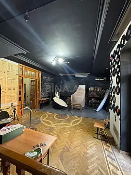 Kirayə verilir 8 otaqlı həyət evi 500 m²