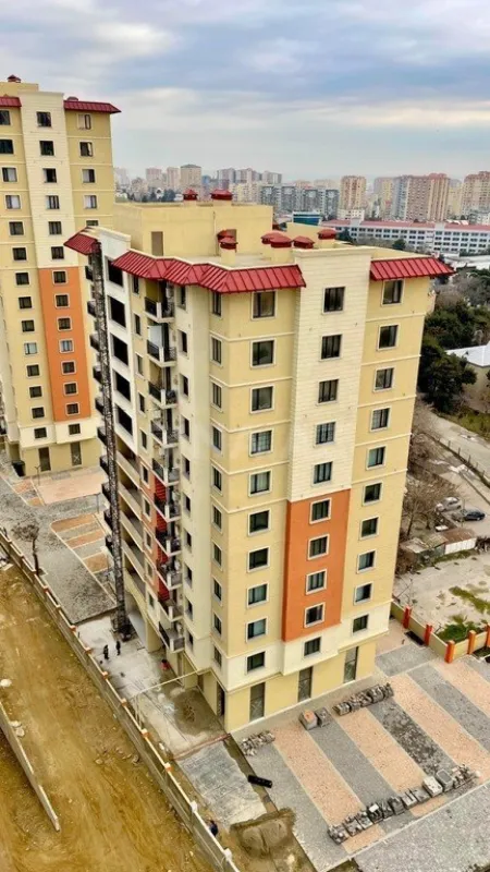 Satılır 2 otaqlı mənzil 80 m²
