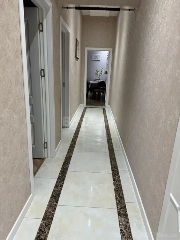 Satılır 3 otaqlı mənzil 105 m²