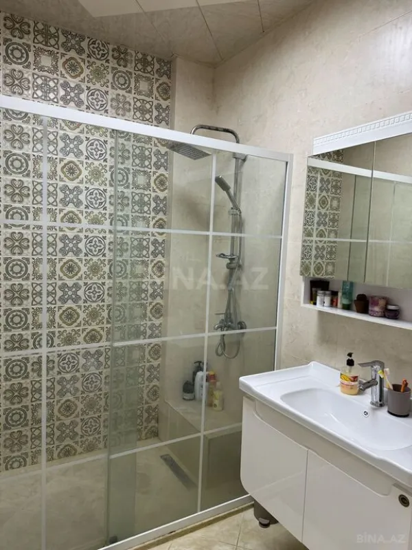 Satılır 3 otaqlı mənzil 105 m²