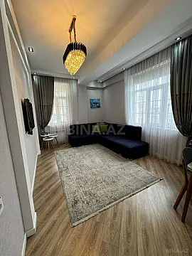 Satılır 3 otaqlı mənzil 105 m²