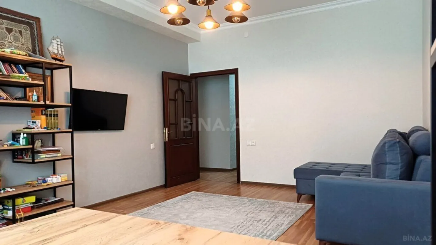 Satılır 2 otaqlı mənzil 80 m²