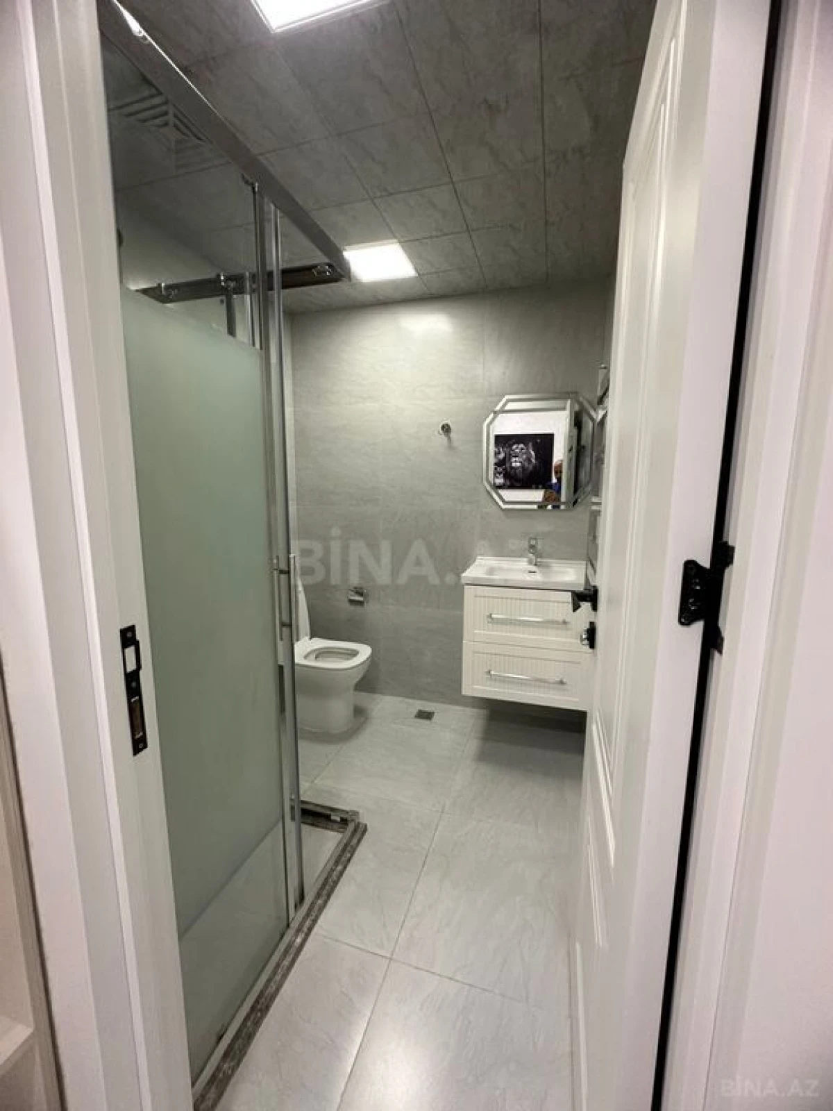 Satılır 2 otaqlı mənzil 55 m²