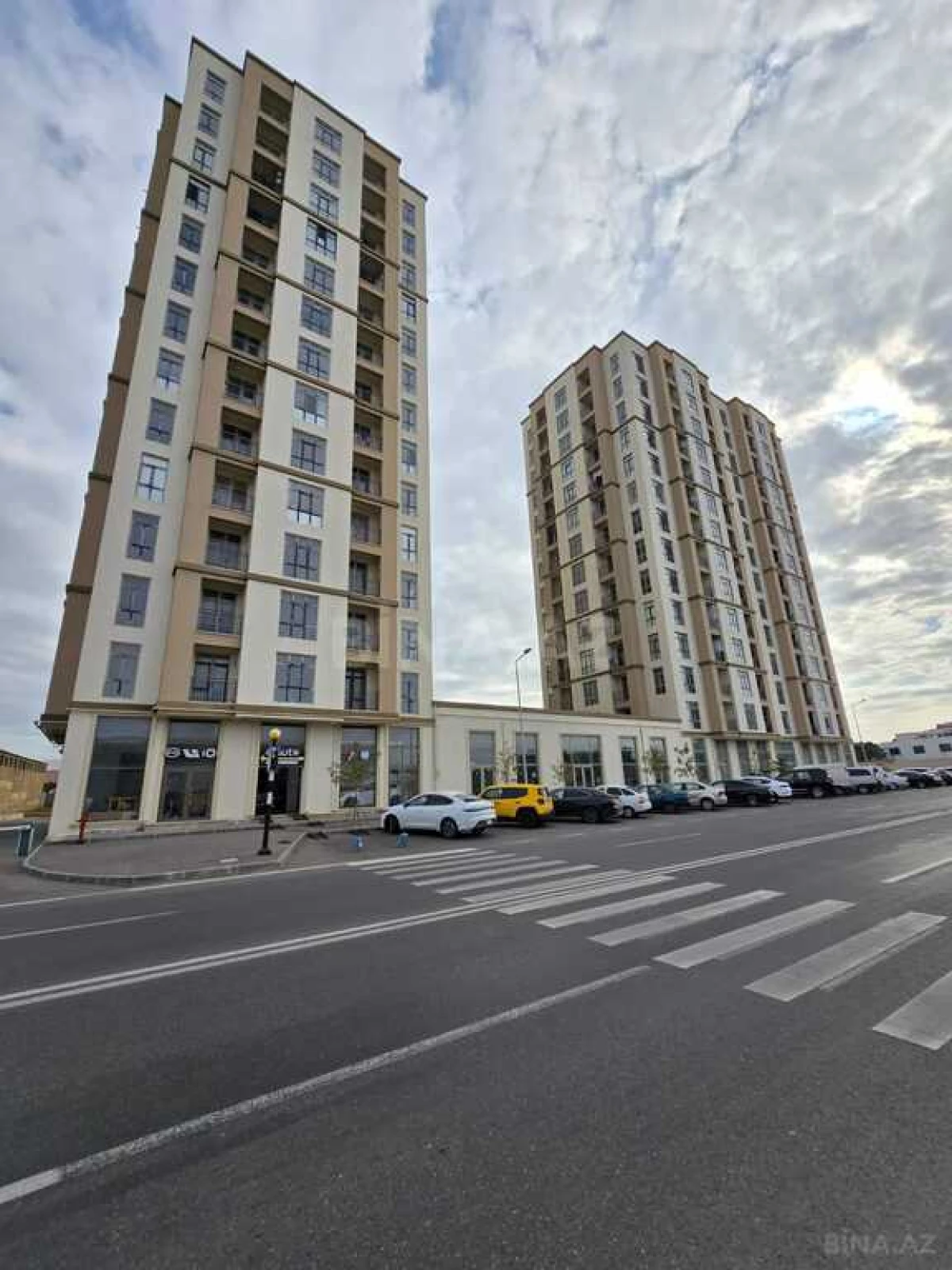 Satılır 2 otaqlı mənzil 55 m²