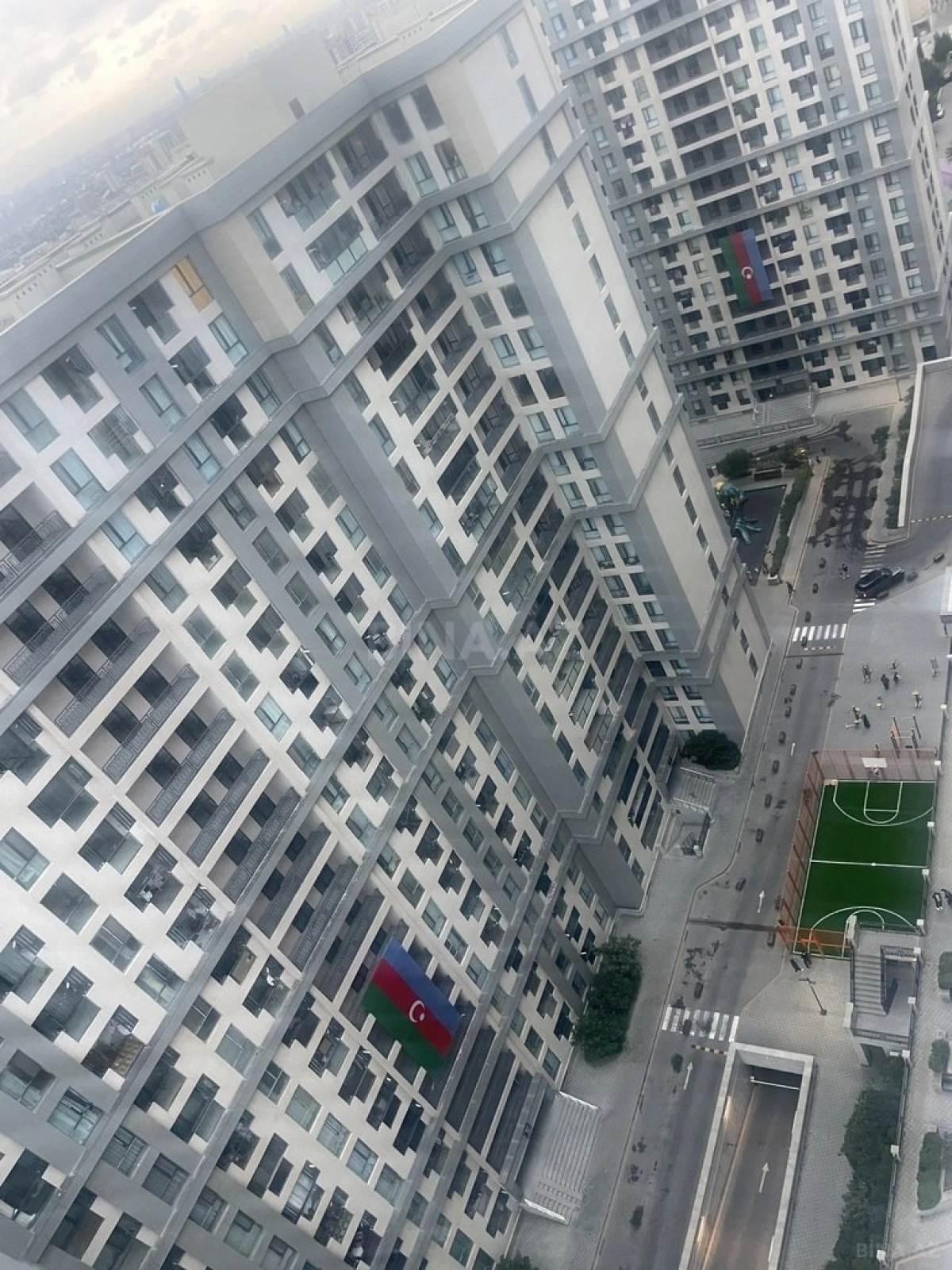 Satılır 2 otaqlı mənzil 55 m²