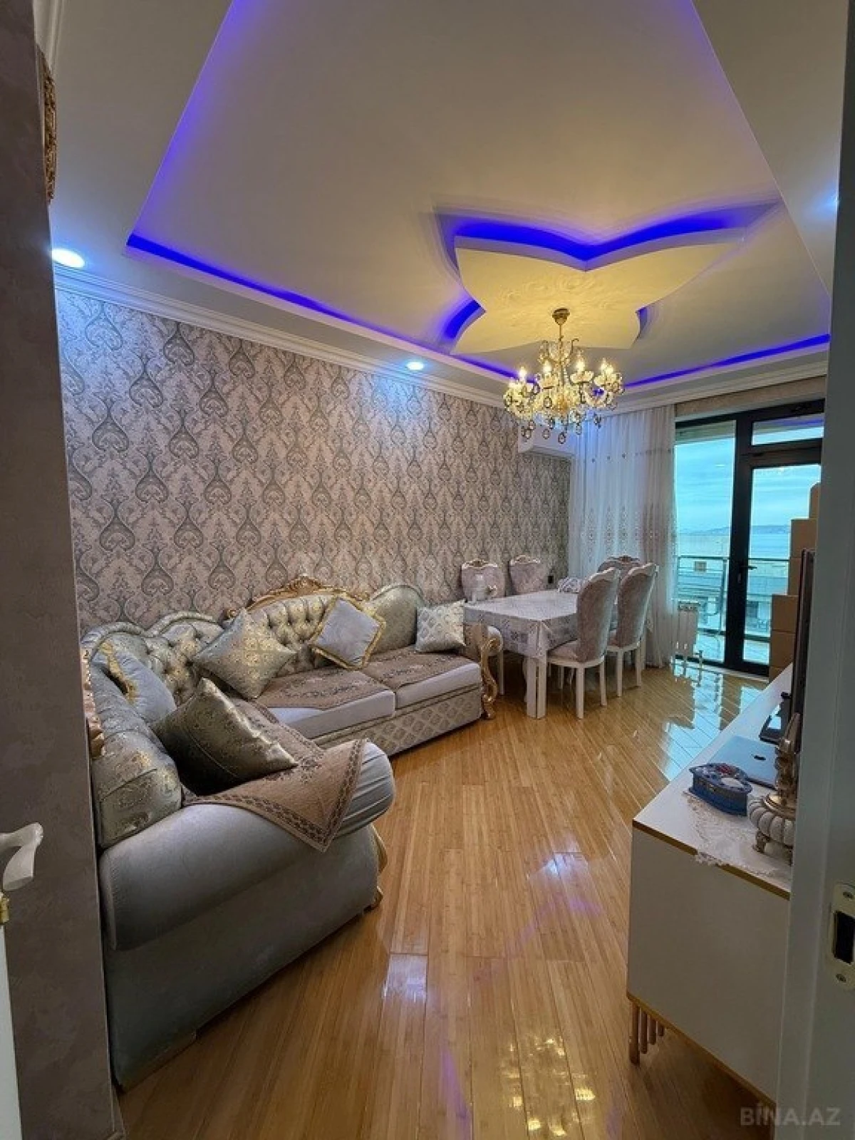 Satılır 2 otaqlı mənzil 55 m²