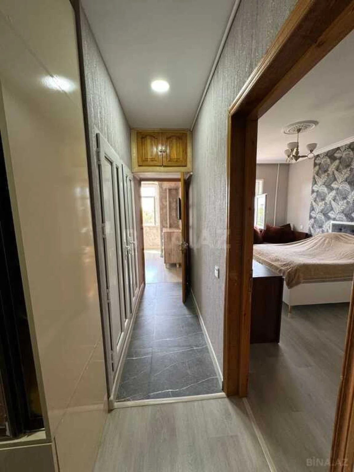 Satılır 2 otaqlı mənzil 57 m²