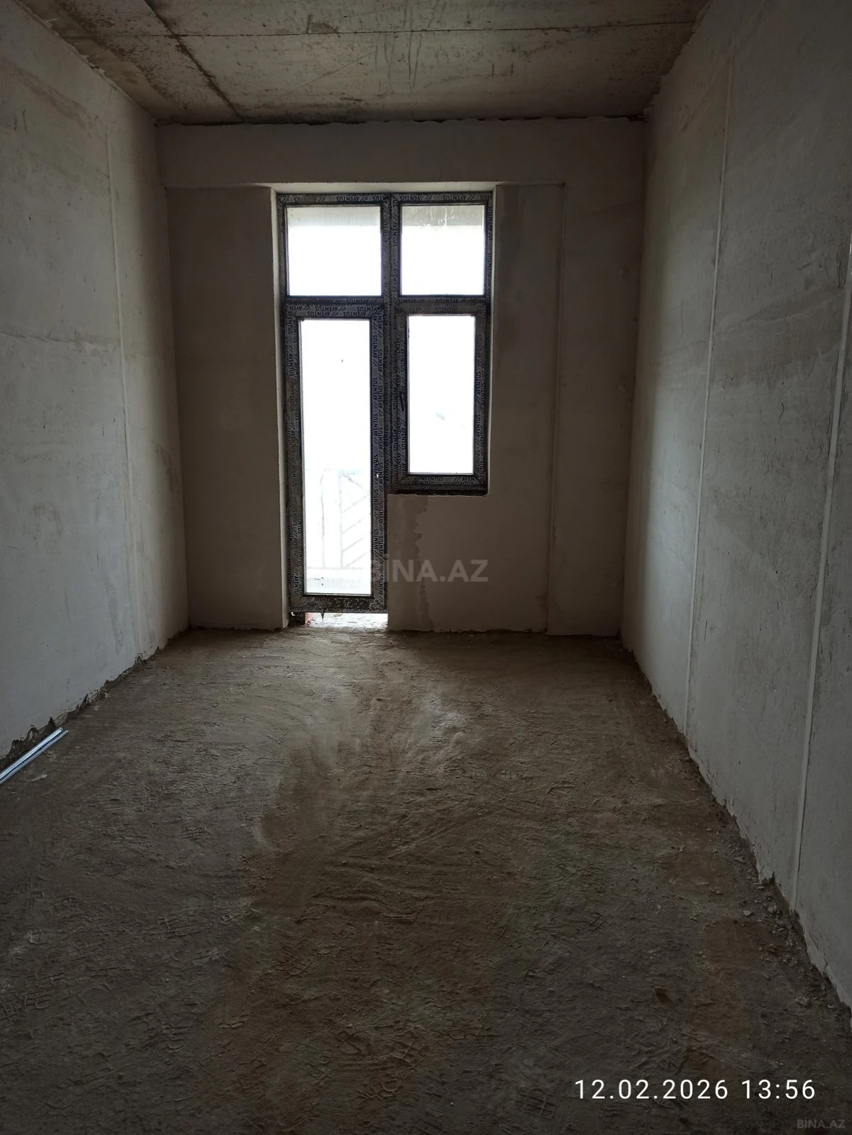Satılır 2 otaqlı mənzil 72 m²