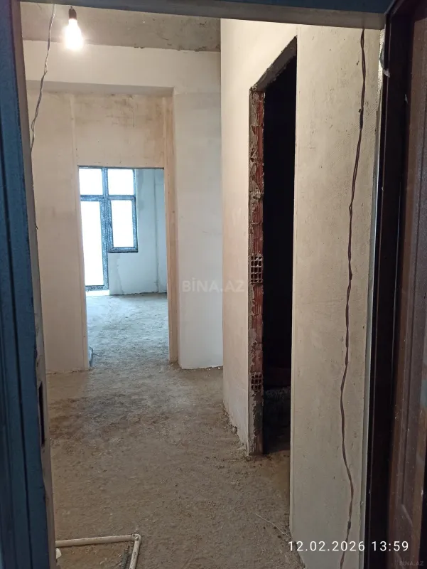 Satılır 2 otaqlı mənzil 72 m²