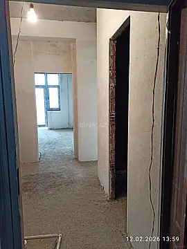 Satılır 2 otaqlı mənzil 72 m²