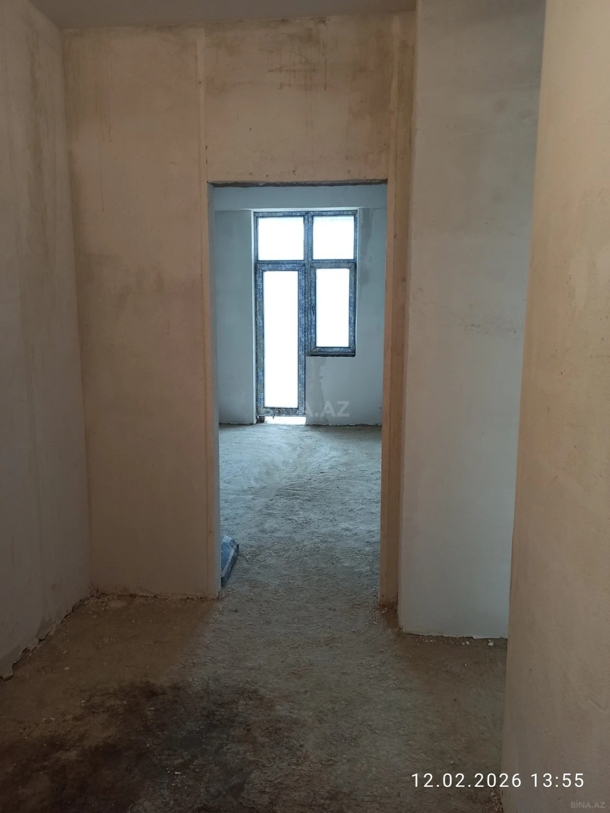 Satılır 2 otaqlı mənzil 72 m²