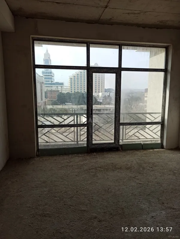 Satılır 2 otaqlı mənzil 72 m²