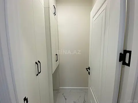 Satılır 3 otaqlı mənzil 107 m²