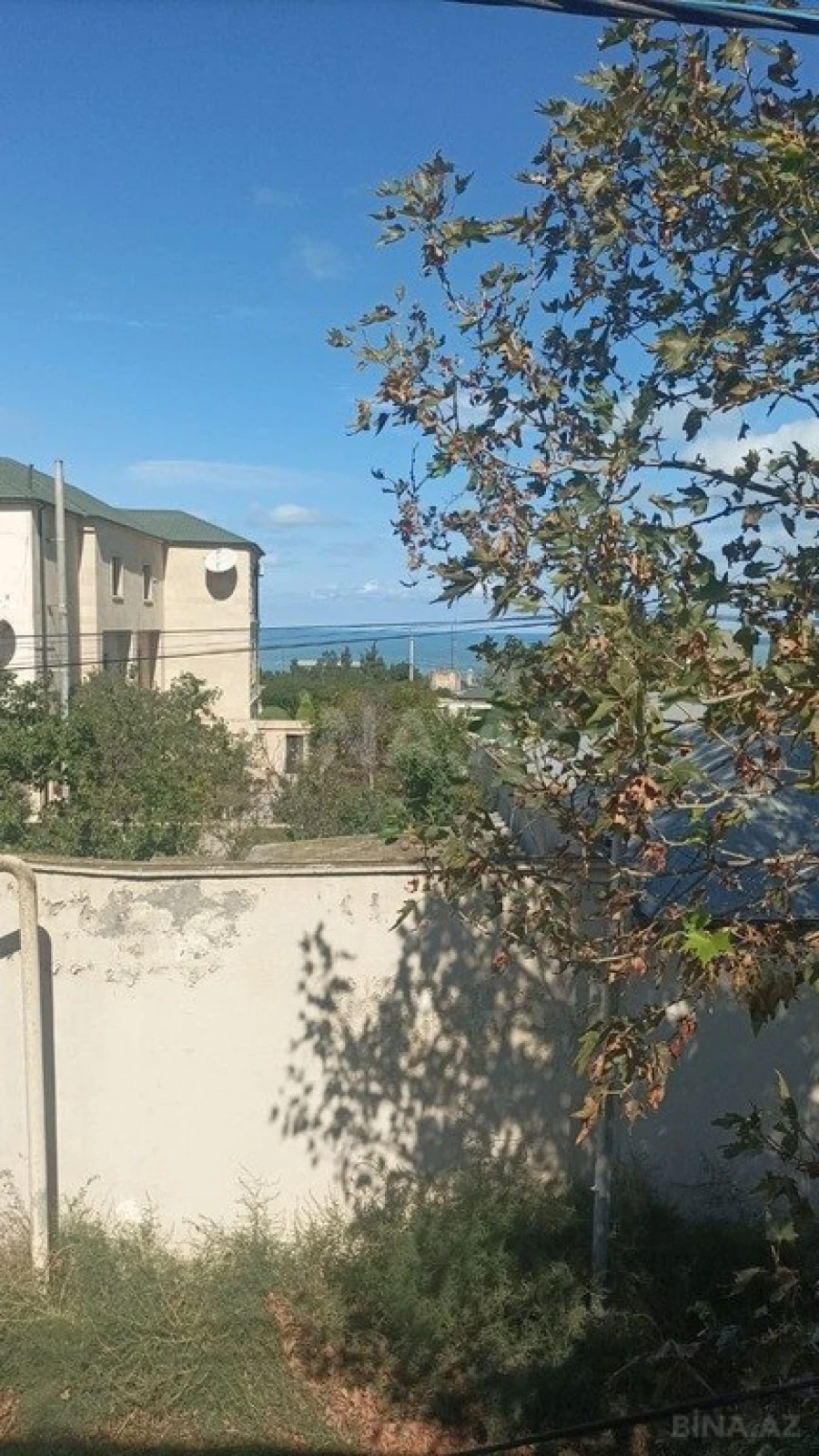 Satılır 7 otaqlı həyət evi 300 m²