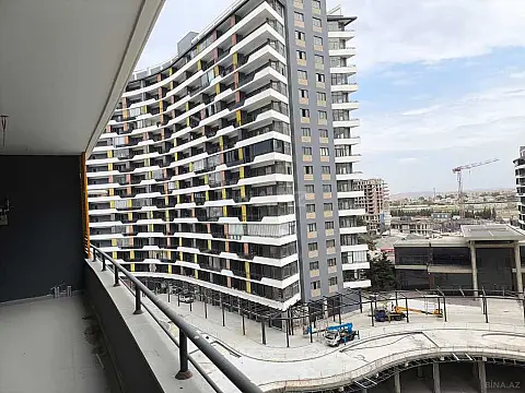 Satılır 3 otaqlı mənzil 124 m²