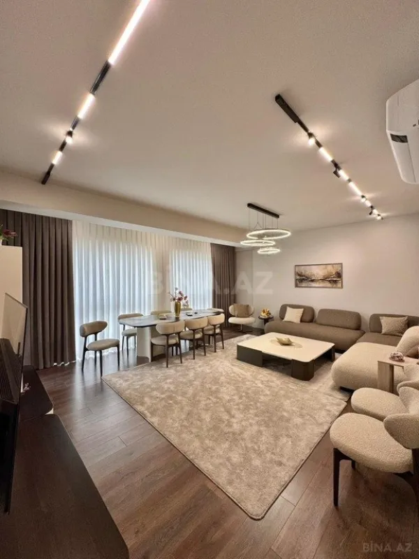 Satılır 3 otaqlı mənzil 127 m²