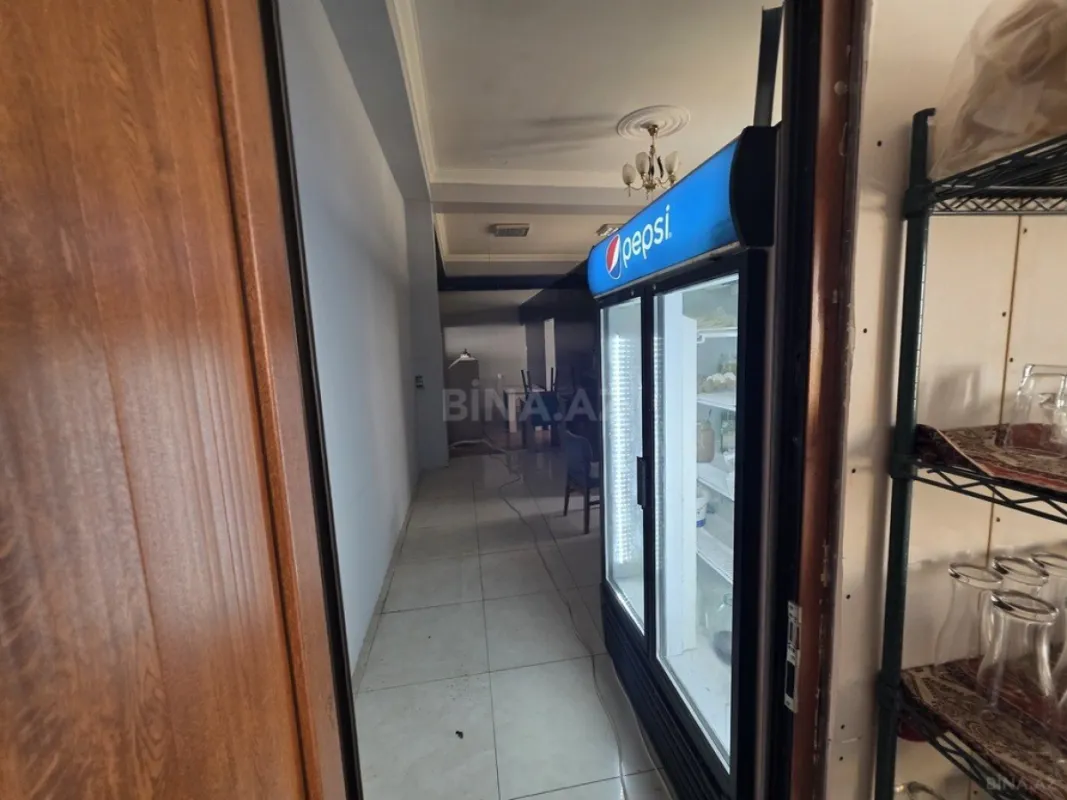 Kirayə verilir obyekt 299 m²