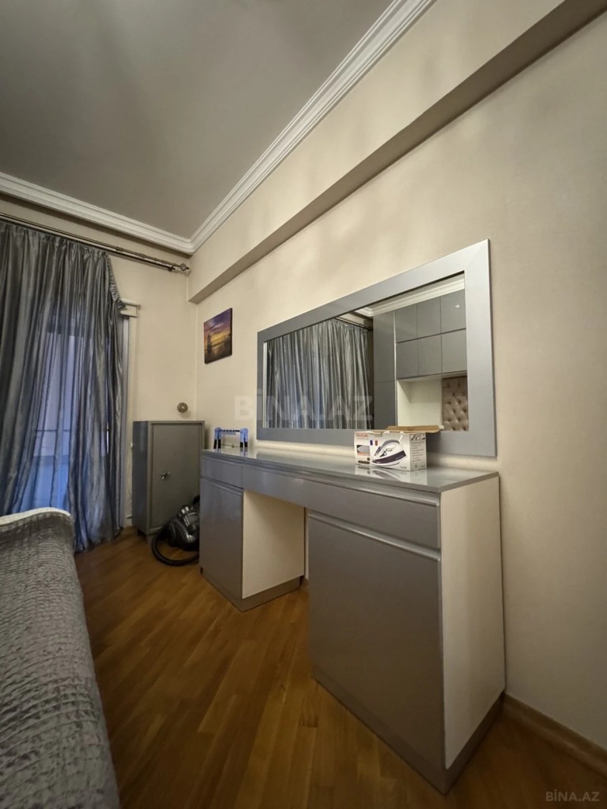 Kirayə verilir 3 otaqlı mənzil 140 m²