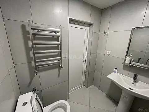 Kirayə verilir 2 otaqlı mənzil 70 m²