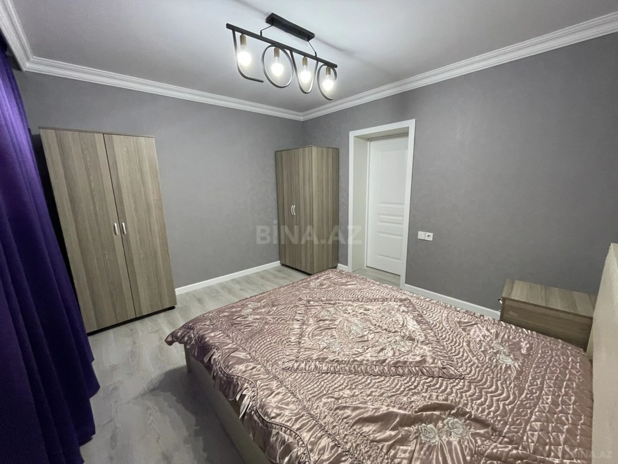 Kirayə verilir 2 otaqlı mənzil 70 m²