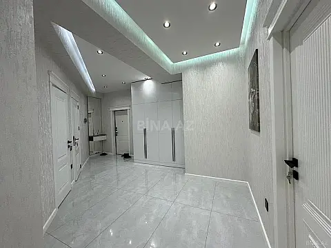 Satılır 3 otaqlı mənzil 107 m²
