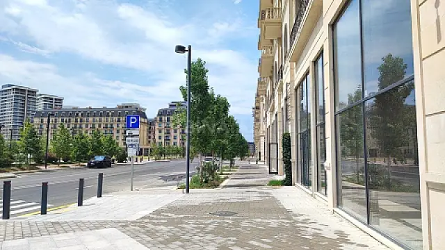 Kirayə verilir obyekt 210 m²