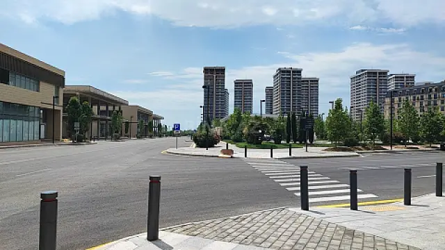 Kirayə verilir obyekt 210 m²