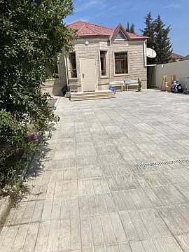Satılır 4 otaqlı həyət evi 100 m²