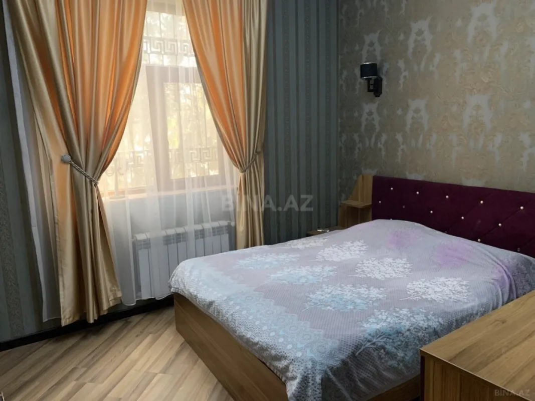 Satılır 4 otaqlı həyət evi 100 m²