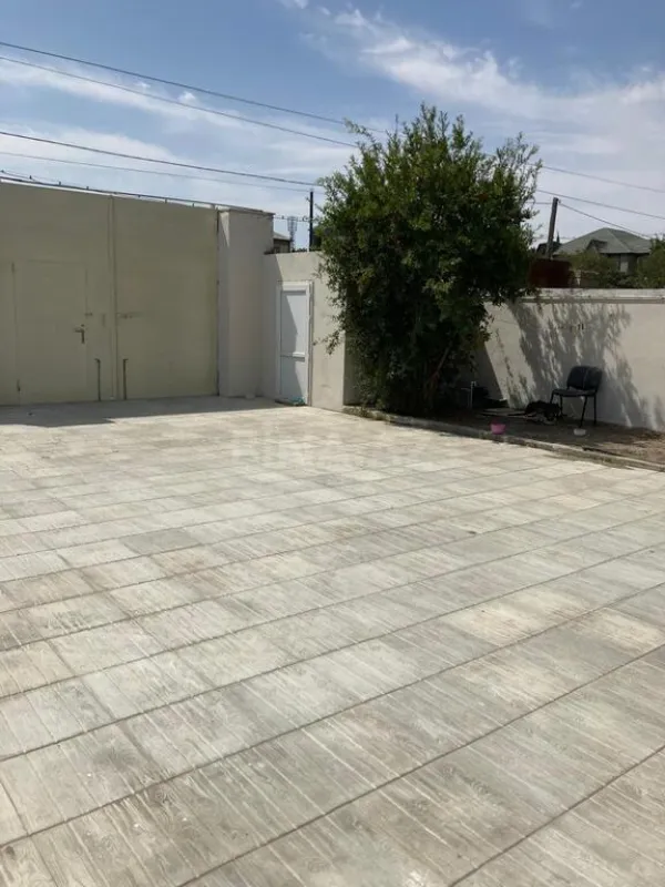Satılır 4 otaqlı həyət evi 100 m²