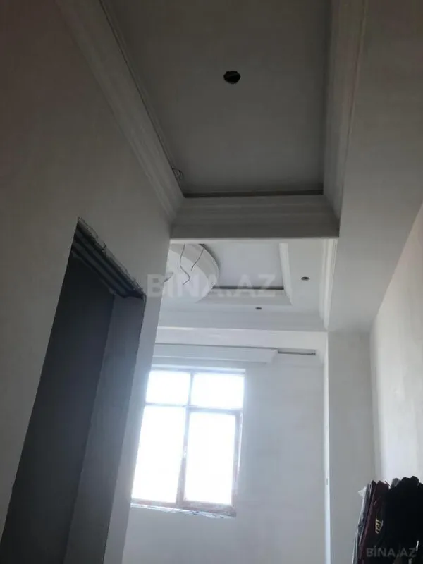 Satılır 3 otaqlı mənzil 158 m²