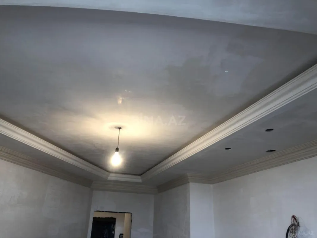 Satılır 3 otaqlı mənzil 158 m²