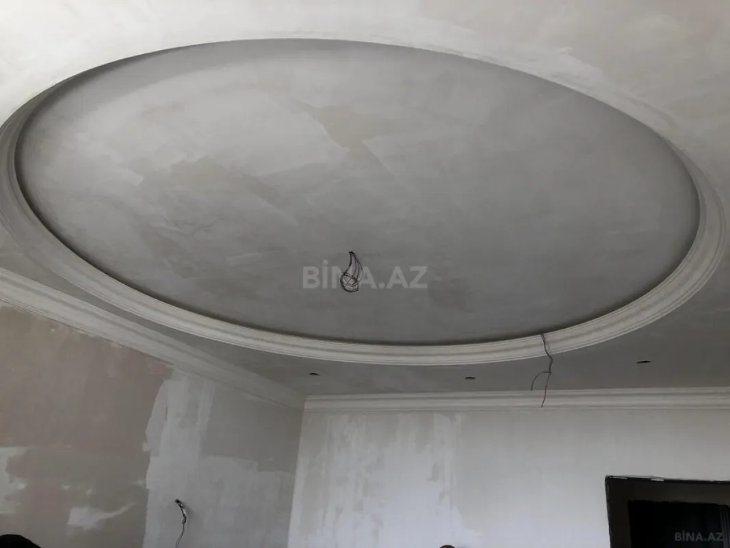 Satılır 3 otaqlı mənzil 158 m²