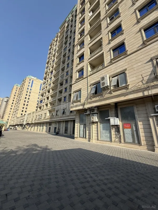 Kirayə verilir 3 otaqlı mənzil 170 m²