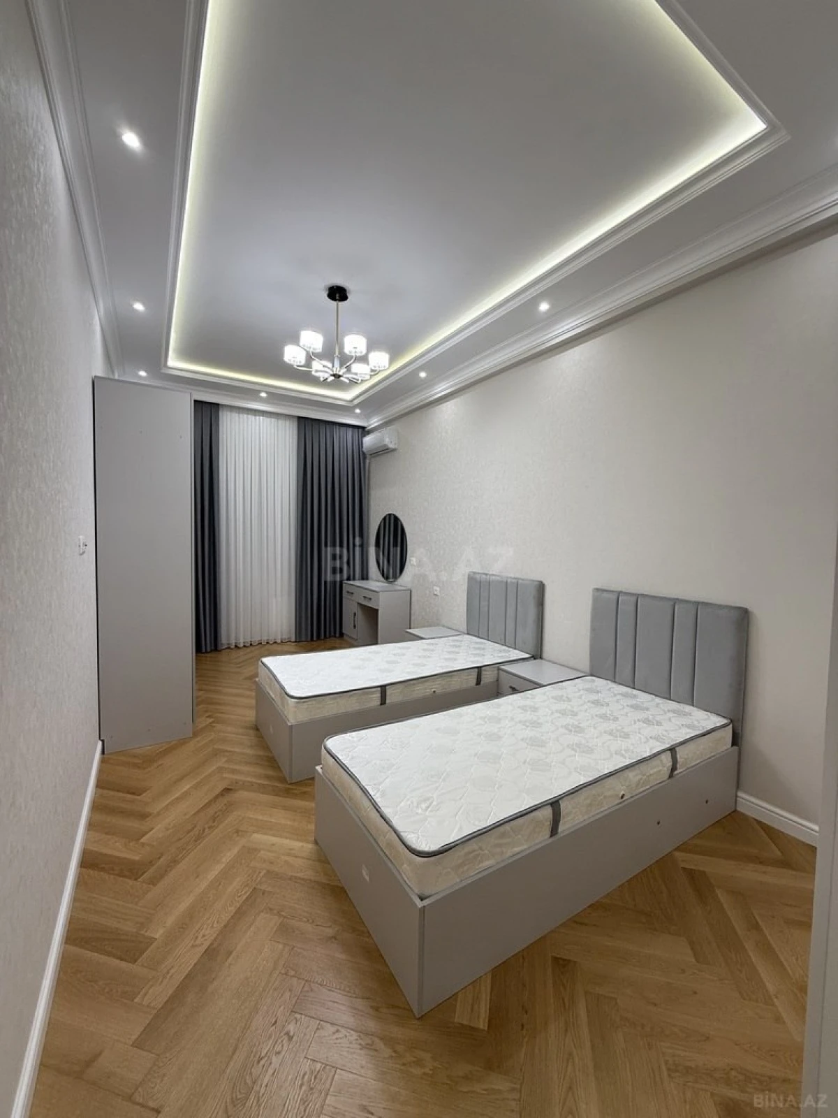 Kirayə verilir 3 otaqlı mənzil 170 m²