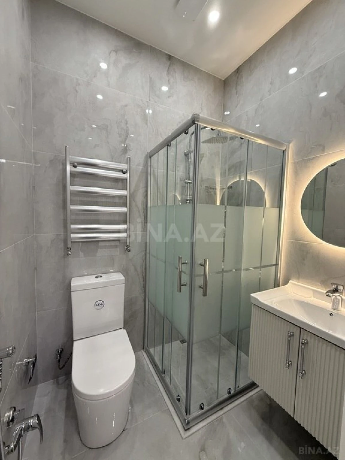 Kirayə verilir 3 otaqlı mənzil 170 m²