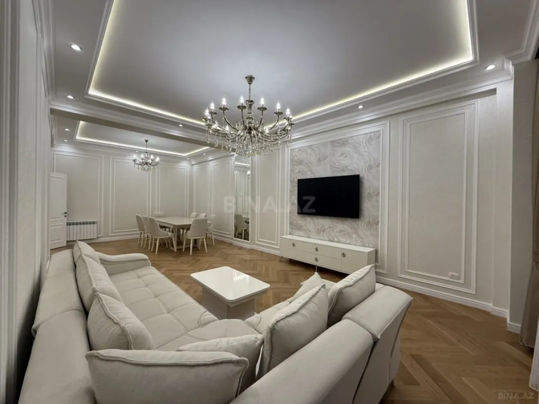 Kirayə verilir 3 otaqlı mənzil 170 m²