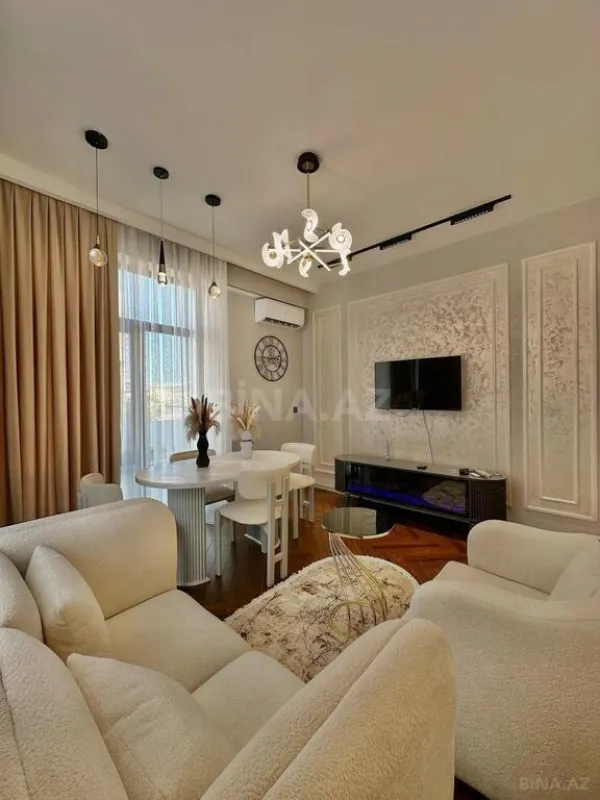 Satılır 2 otaqlı mənzil 63 m²