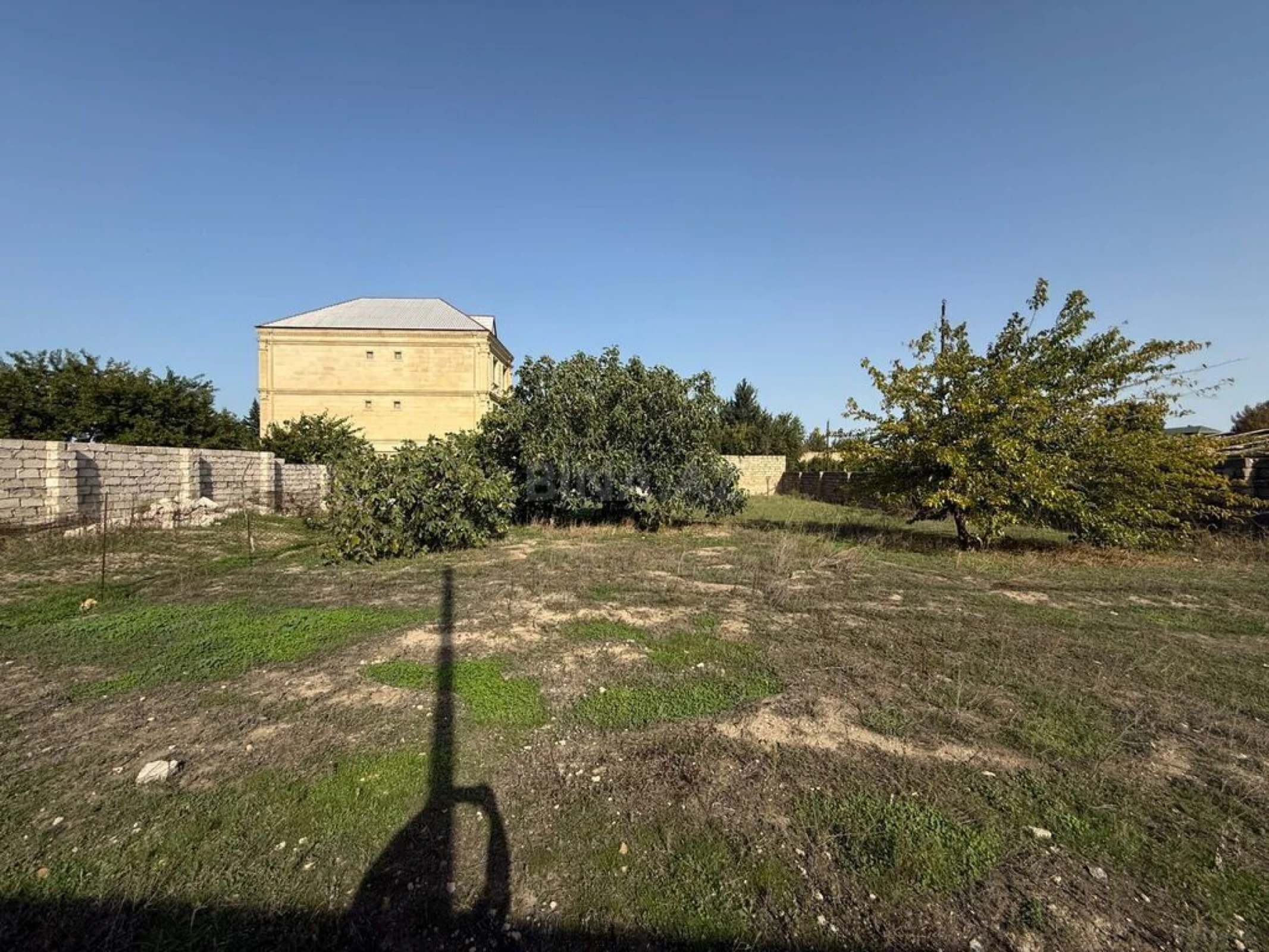 Satılır torpaq sahəsi 10 m²