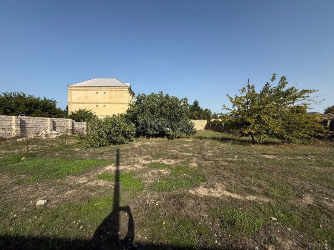 Satılır torpaq sahəsi 10 m²