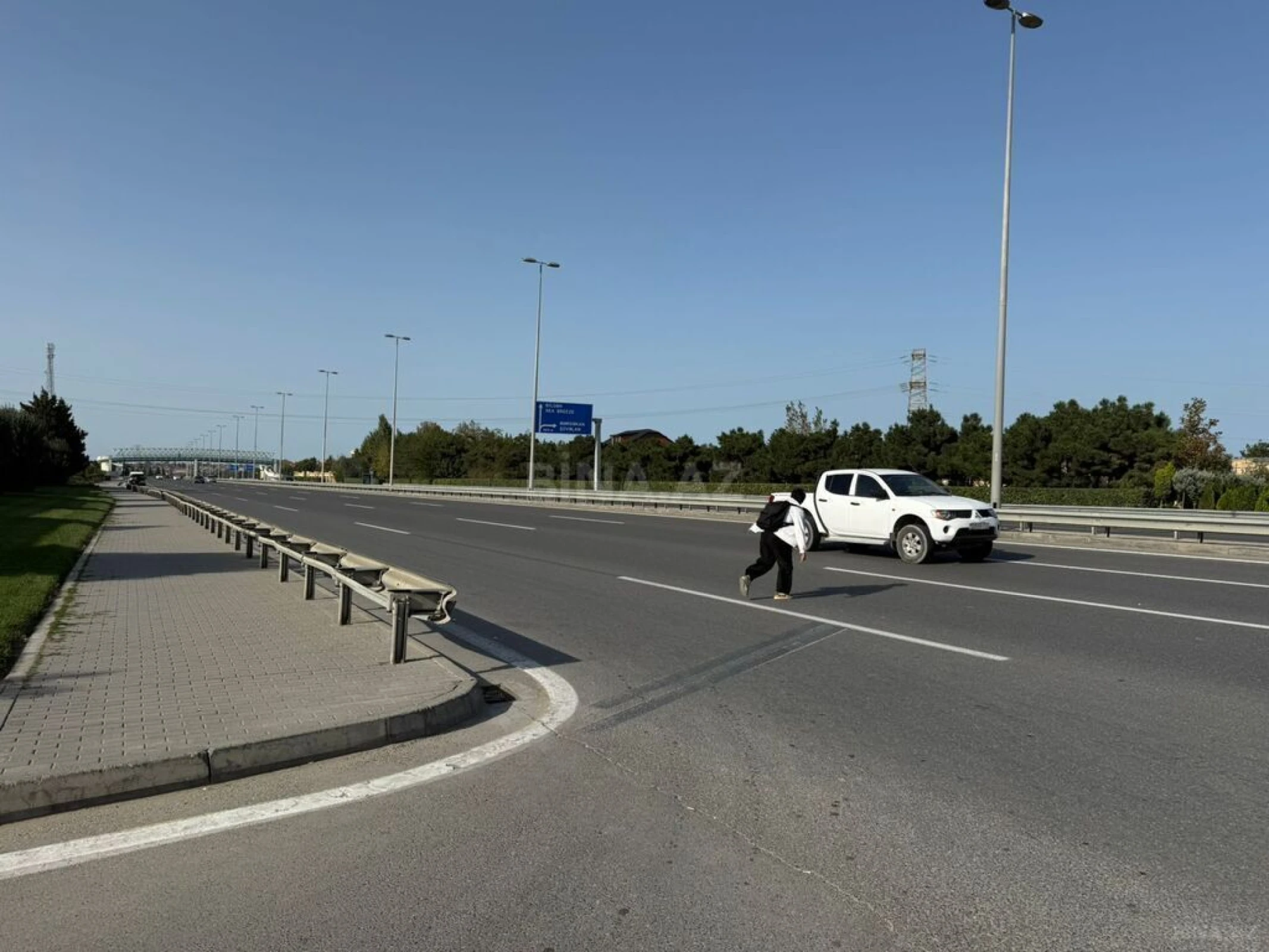 Satılır torpaq sahəsi 10 m²