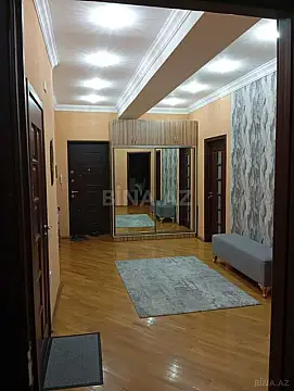 Satılır 3 otaqlı mənzil 120 m²