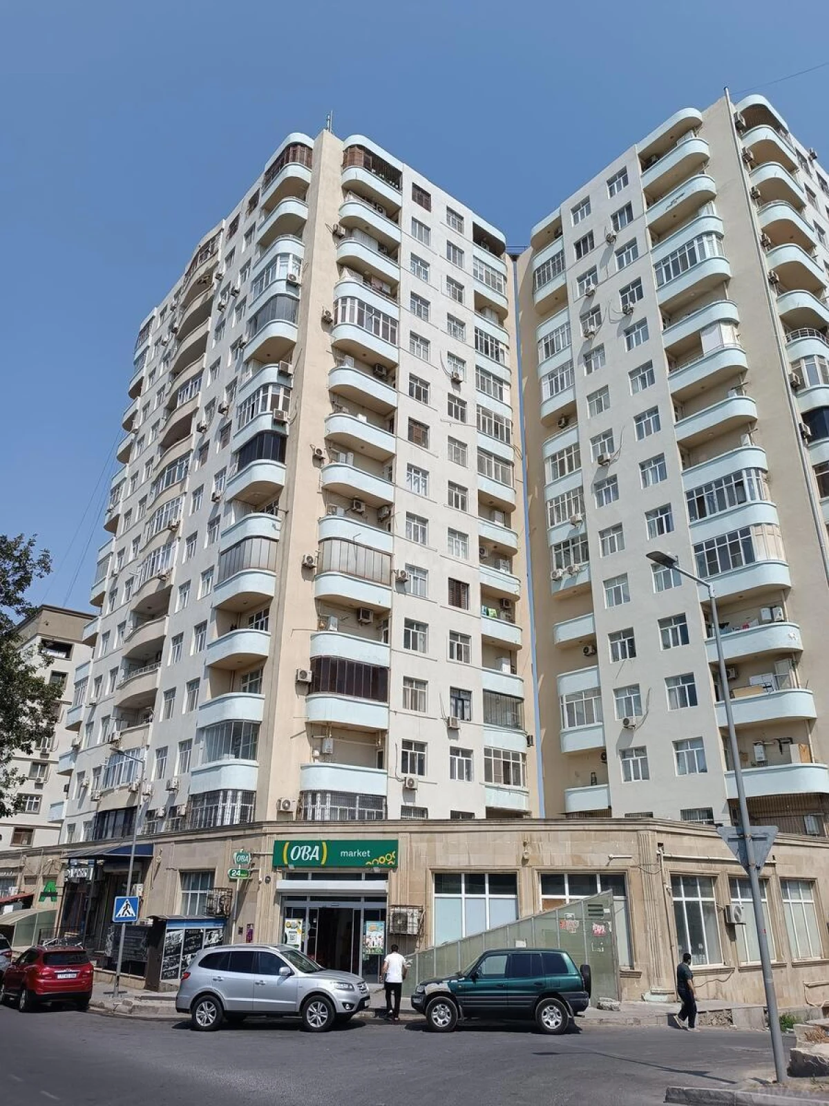 Satılır 3 otaqlı mənzil 120 m²