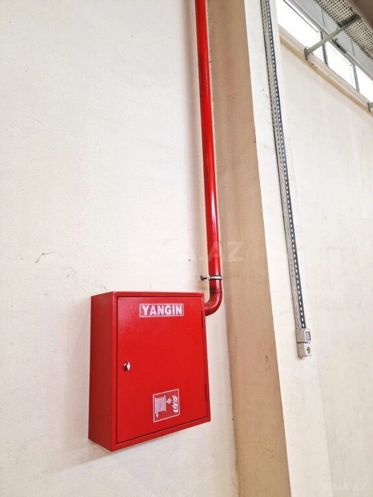 Kirayə verilir obyekt 900 m²