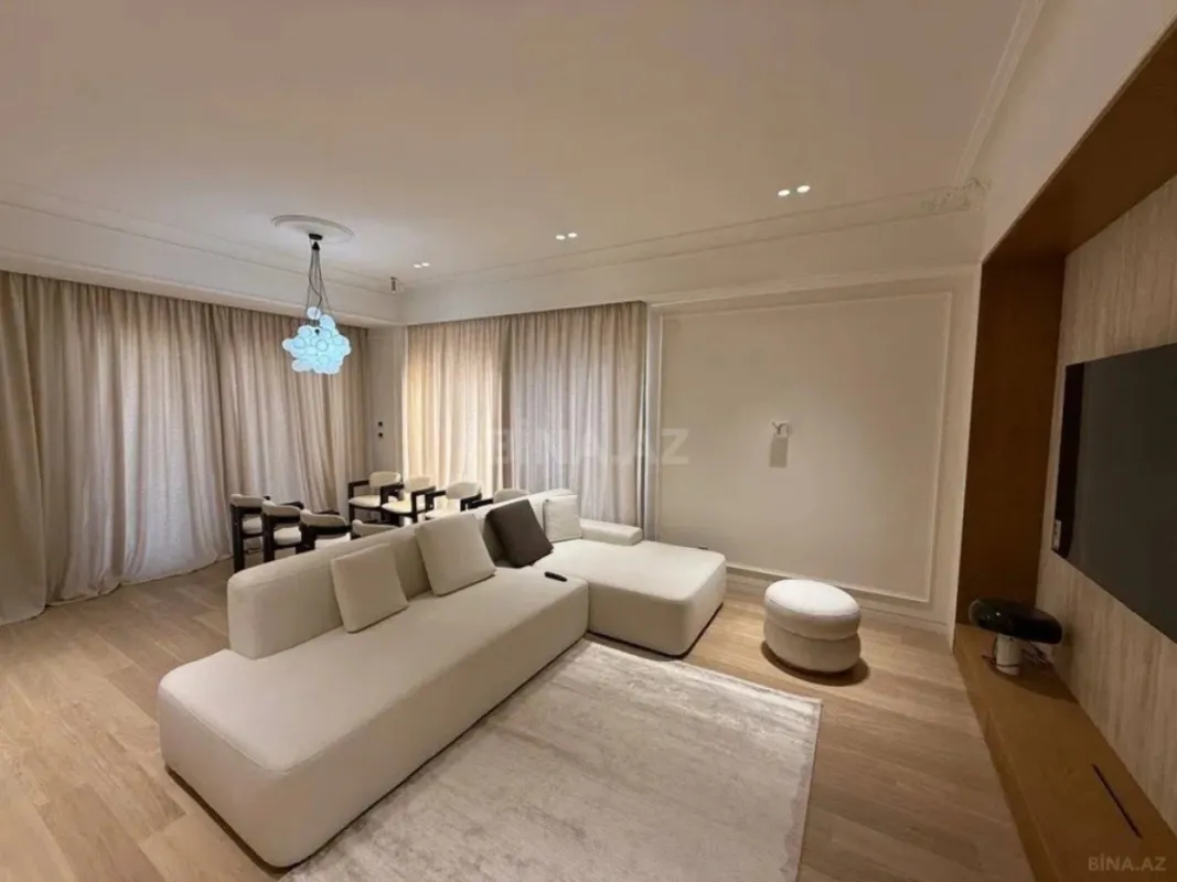 Kirayə verilir 3 otaqlı mənzil 125 m²