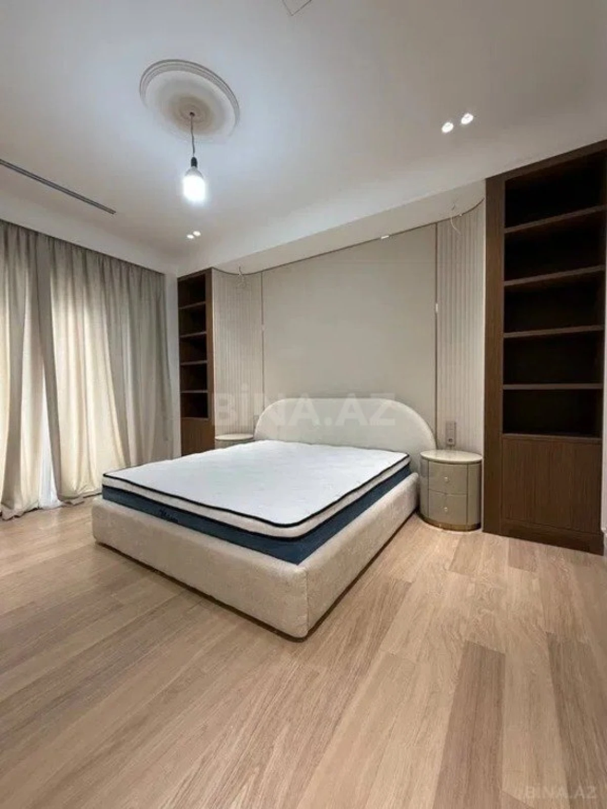 Kirayə verilir 3 otaqlı mənzil 125 m²