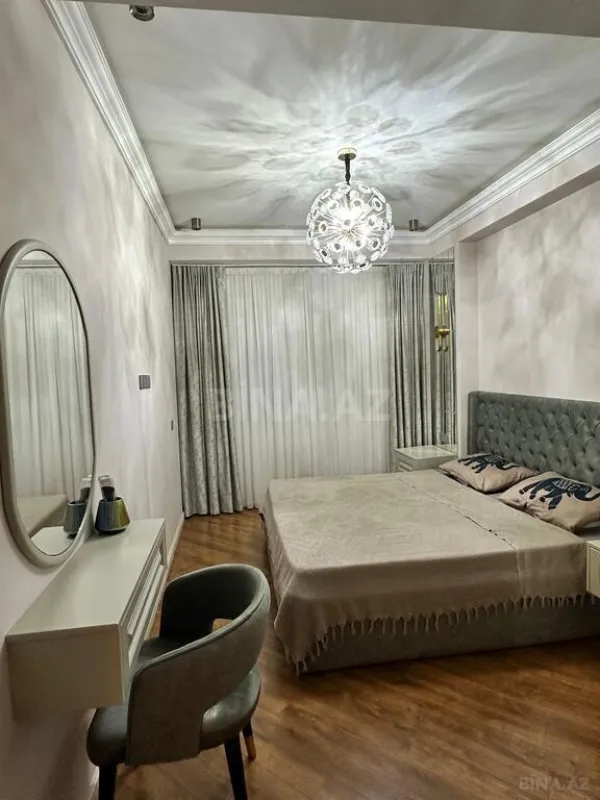 Satılır 3 otaqlı mənzil 96 m²