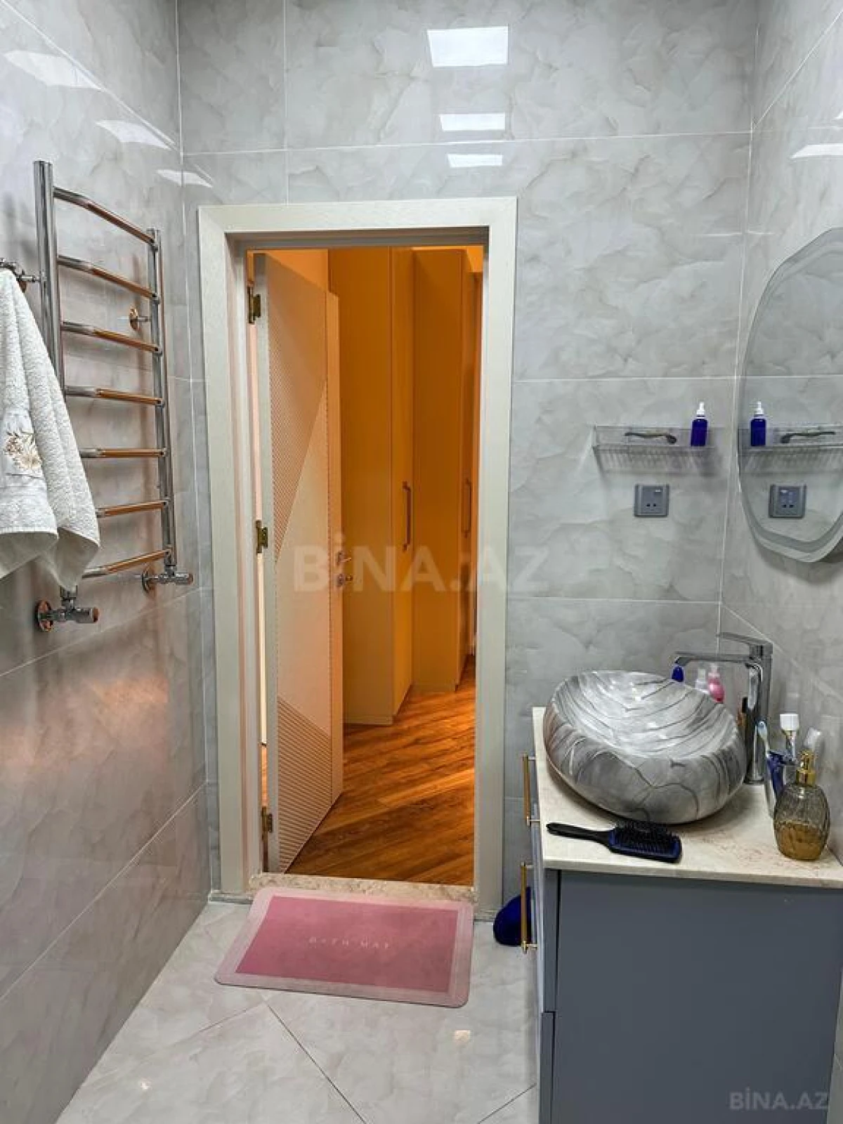 Satılır 3 otaqlı mənzil 96 m²