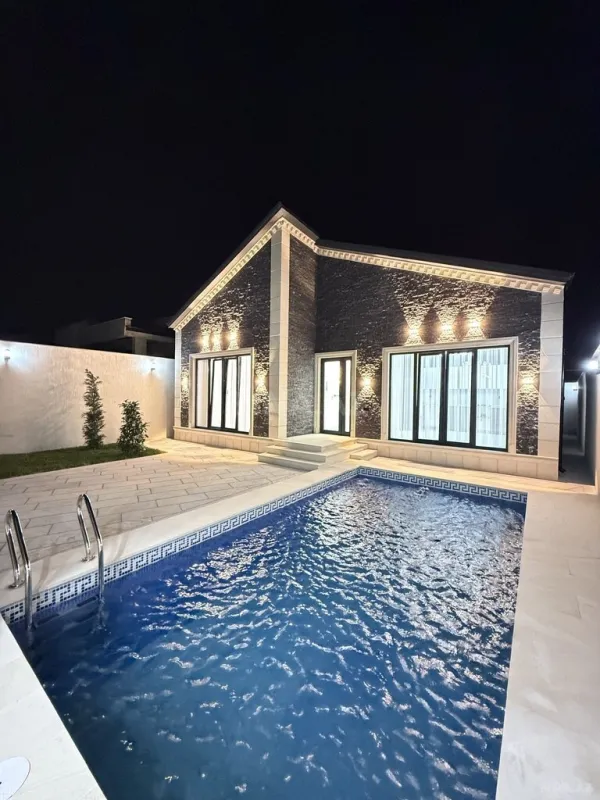 Satılır 4 otaqlı həyət evi 150 m²