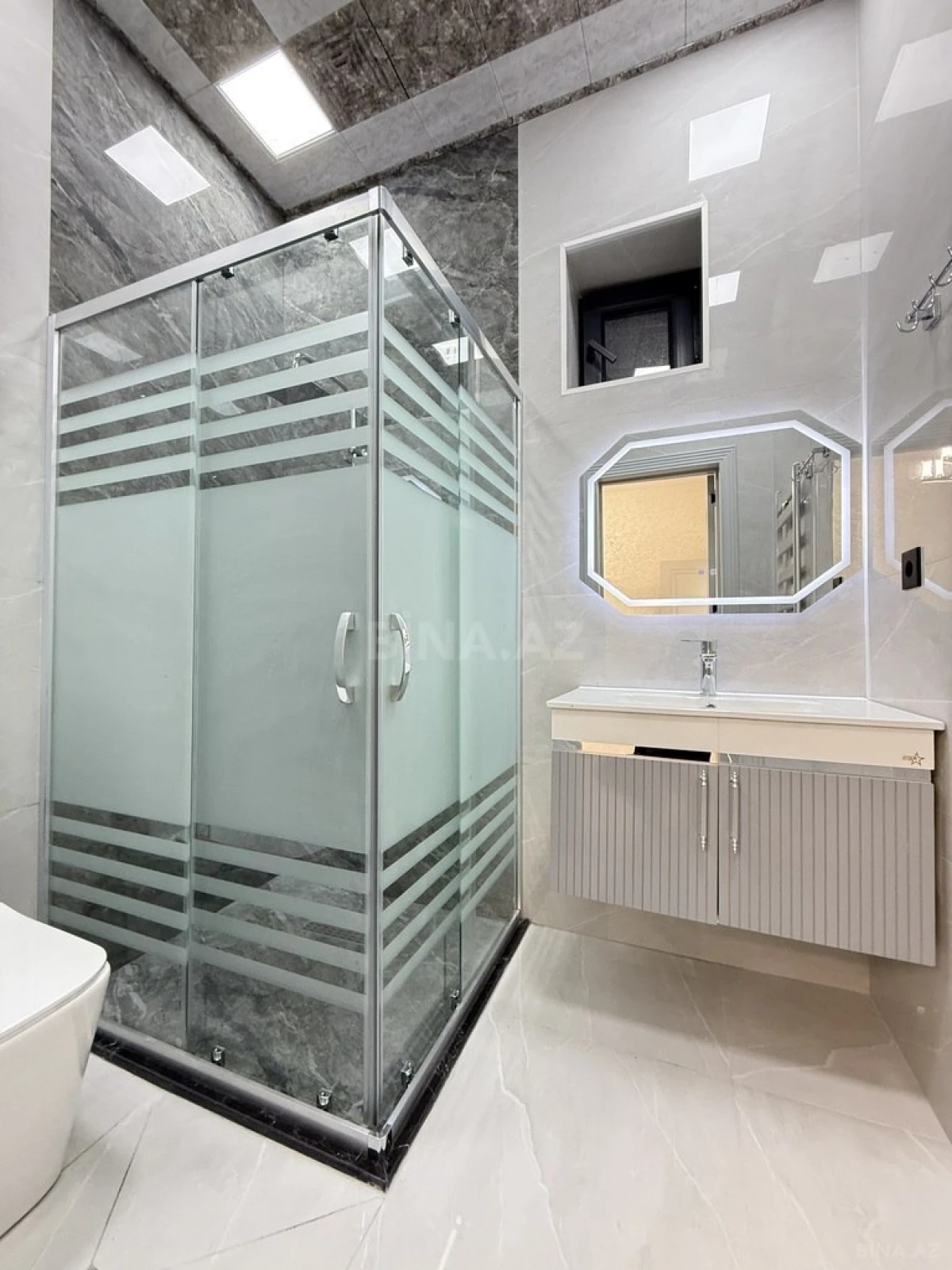 Satılır 4 otaqlı həyət evi 150 m²